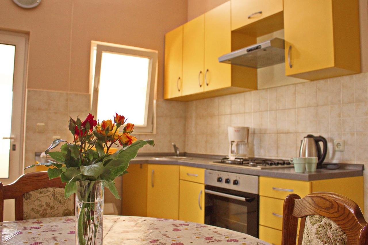 Apartments By The Sea Nin, Zadar - 12890 Luaran gambar
